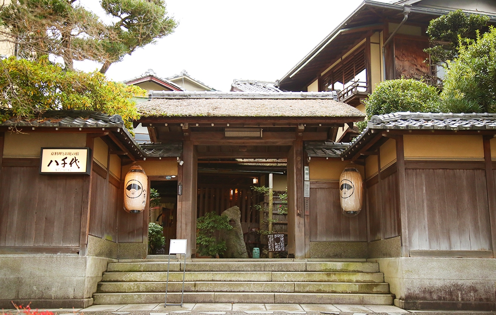 京料理 旅館 八千代 和婚なび 京都の結婚式ができる神社掲載数no 1 京都神社挙式専門